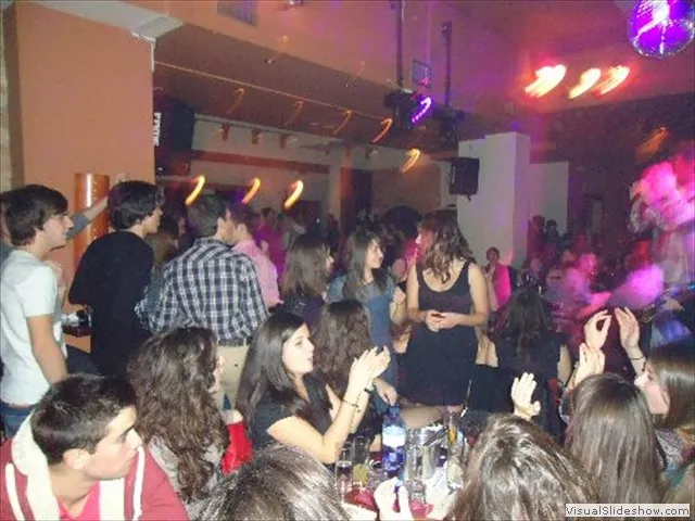 1301201250.jpg