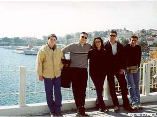 apr42001.jpg