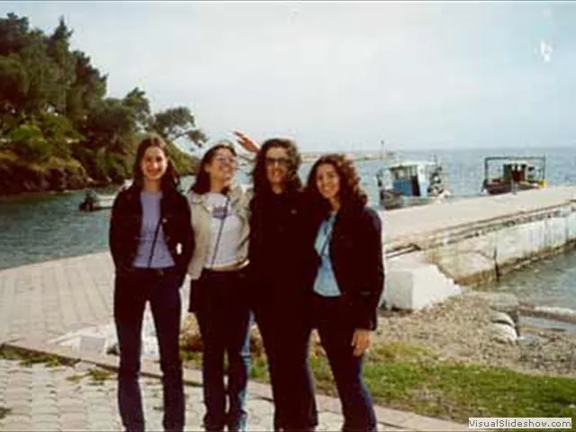 apr62001.jpg
