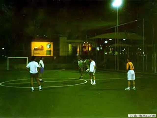 ΑΓΩΝΑΣ ΠΟΔΟΣΑΦΙΡΟΥ 5Χ5 2001